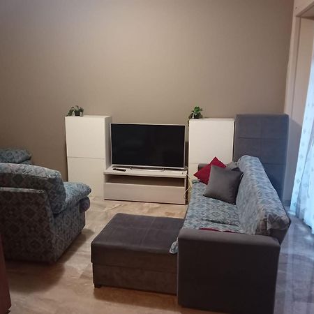 Appartement Arcobaleno In Stazione à Saronno Extérieur photo