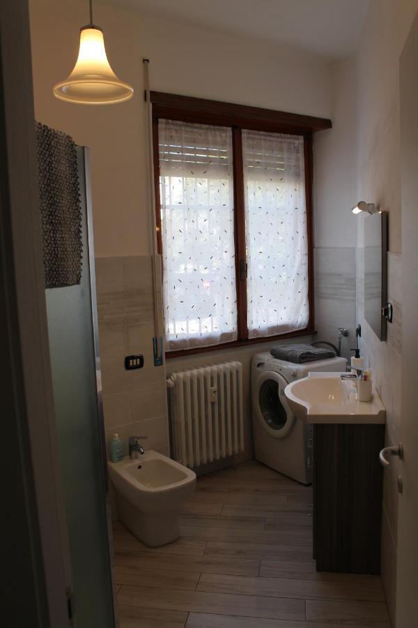 Appartement Arcobaleno In Stazione à Saronno Extérieur photo