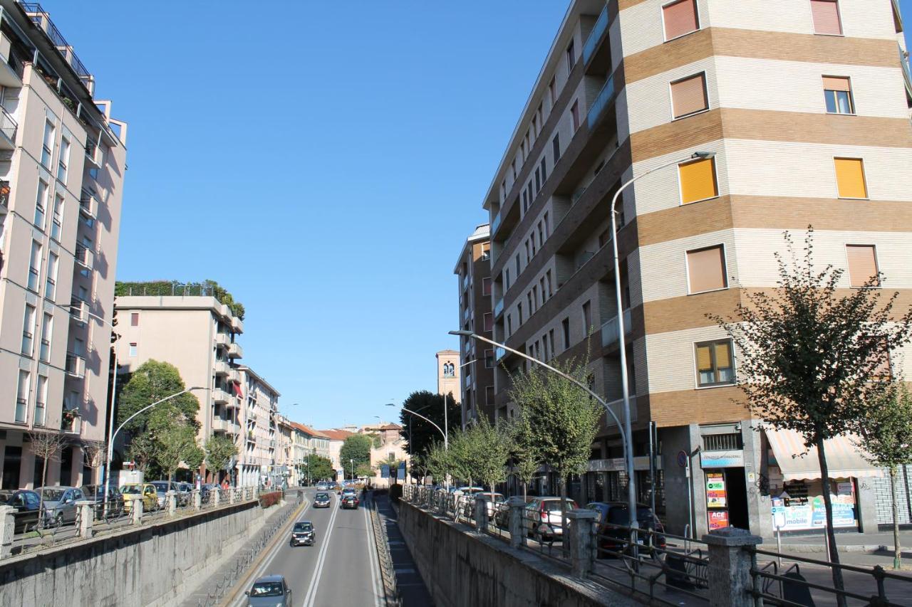 Appartement Arcobaleno In Stazione à Saronno Extérieur photo