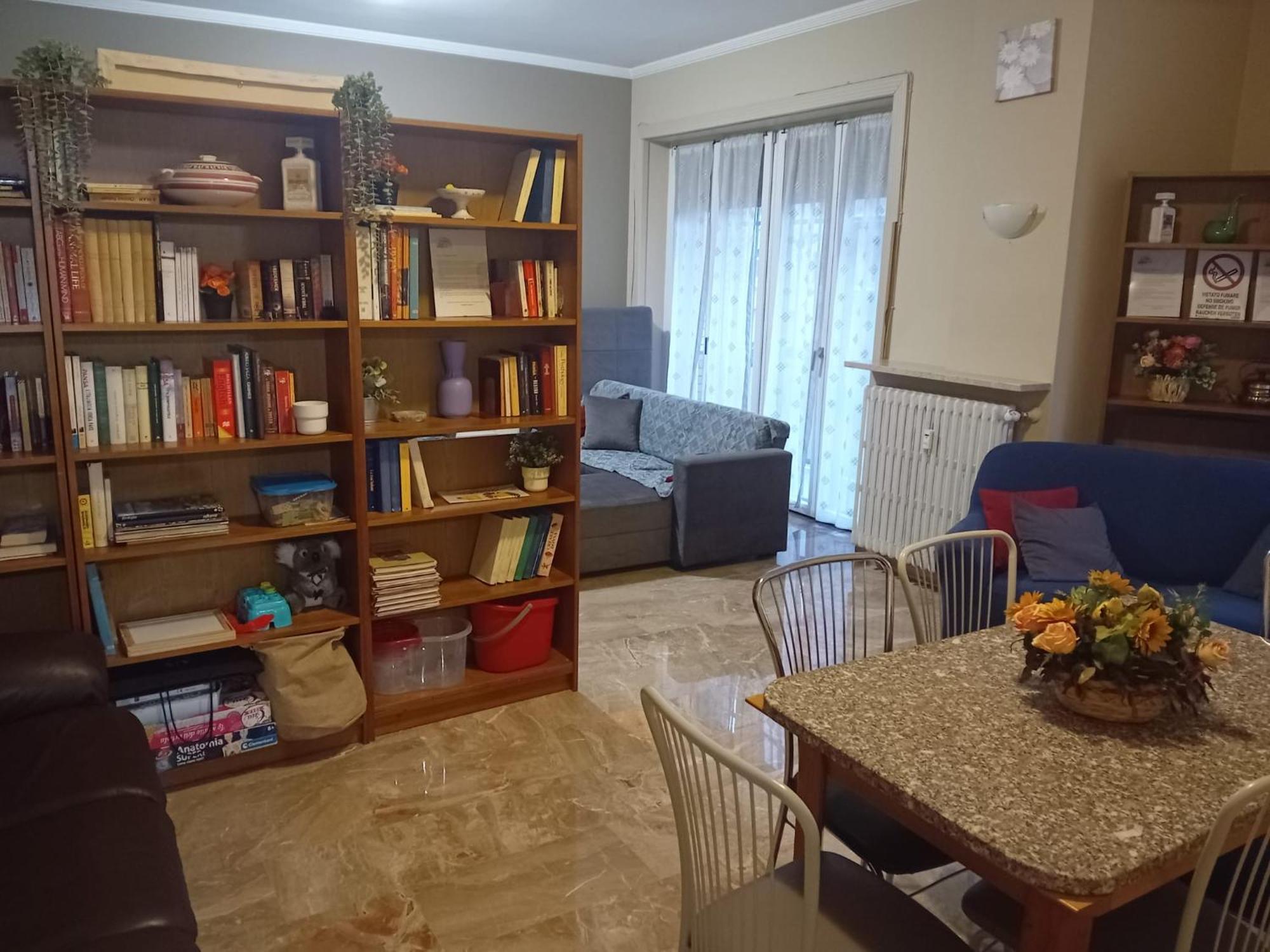 Appartement Arcobaleno In Stazione à Saronno Extérieur photo